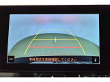 バックガイドモニターで、後方を確認しながら安心して駐車することができます。運転初心者も熟練者も必須の機能ですよ!
