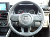 オリックス認定中古車は厳選した上質な車輌のみをお届け致します。全車にプロの職人による徹底した内外装の清掃、磨き上げております。