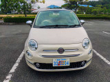 ちょっとわかりづらいですが、ツートーンなんです♪ 前後バンパーとテールランプガーニッシュとかはホワイトです。