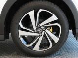 R7年式夏タイヤ195/60R17ダンロップ製です。