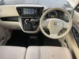 運転席周りの装備がご覧いただけます。展示場では実際にシートに座って確認していただけます。