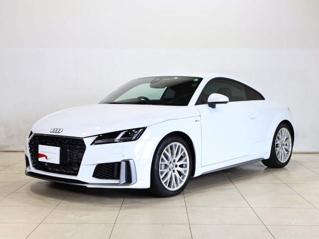 TTクーペ 45 TFSI クワトロ Sラインパッケージ 4WD 