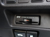 気になる車はすぐにお問い合わせください!画面右側の0066から始まる無料ダイヤルからお問い合わせ下さい!専門スタッフがお車のご質問にお答えいたします!