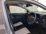 たとえばダイハツのお店にある、たくさんのスマアシ搭載車は、正常に作動する事をしっかり確認します。
