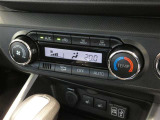 オートエアコンは標準装備♪オールシーズン快適です。
