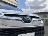 販売するすべての中古車に【ロングラン保証】が付帯します。走行距離無制限・期間は1年間です。保証修理は全国5000箇所のトヨタテクノショップにてお受けいただけます。