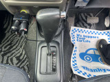 ★全車徹底クリーニング★車内はもちろんエンジンルームまで徹底して清掃!お客様の厳しい目で隅々までチェックしてください