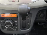 【 シフト 】スムーズなシフトチェンジで快適にお車を操縦していただけます!//