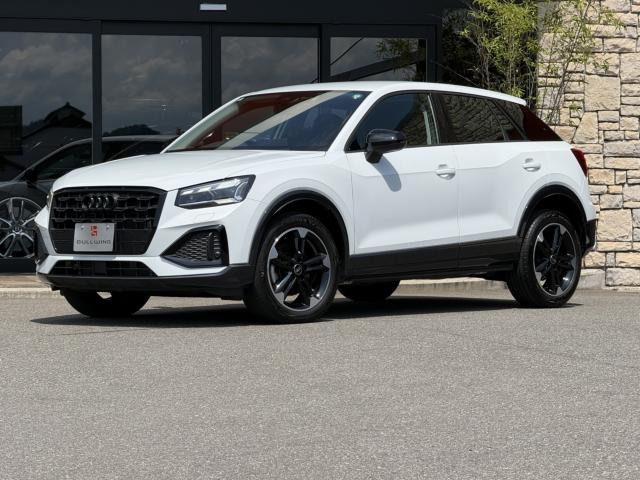 Q2 TDI ブラック スタイル プラス ディーゼル 