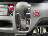 気になる車はすぐにお問い合わせください!画面右側の0066から始まる無料ダイヤルからお問い合わせ下さい!専門スタッフがお車のご質問にお答えいたします!