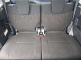 後部座席も広々です!目立った汚れや傷もなく綺麗です!納車の際にはルームクリーニングを実施しております!