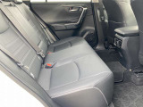 当店は新車販売・中古車販売・車検・整備・鈑金塗装・用品販売・自動車保険を取扱い、カーライフの総合店舗です。