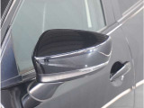 【ドアミラーウインカー】格好良さだけではなく対向車両からの視認性もよく安全に走行する為の安全装備のひとつです。