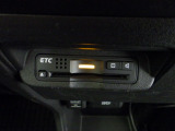 【ETC】便利なETC車載器も装備!高速道路の料金所もスムーズに通過できます。今や必須の装備ですね!お客様用にセットアップをしてのお渡しとなります!
