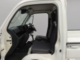 乗り降りがしやすいボディ設計。