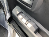 店内の入り口からお手洗いまで全てバリアフリーのため、車椅子をお使いのお客様や足が不自由なお客様もご安心してご来店いただけます。