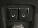 【シートヒーター】寒い日に重宝するシートヒーター!エアコンより早く温まってくれるので寒がりの人も安心ですね♪エアコンの温風は乾燥するから苦手、という方にもをおすすめです。