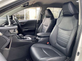当店は新車販売・中古車販売・車検・整備・鈑金塗装・用品販売・自動車保険を取扱い、カーライフの総合店舗です。