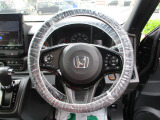 握りやすい大きなハンドルで運転しやすいです♪