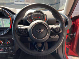 弊社はMINI正規販売店として新型車から旧モデルまでの商品知識と整備知識を備えております。納車後の不明な点等も、お気軽に弊社担当者までお問い合わせ下さい。