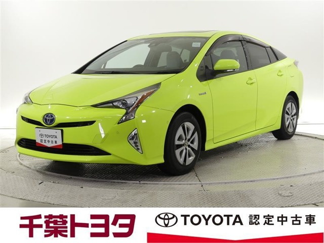 プリウス 1.8 A E-Four 4WD 