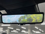 【デジタルインナーミラー】後席の大きな荷物や同乗者で後方が確認しづらい時でも安心!カメラが撮影した車両後方の映像をルームミラー内に表示。クリアな視界で状況の確認が可能です!