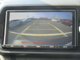 バックカメラ付き♪車庫入れ、バックでの駐車時に後方が見える事での安心感は大きいです☆一度装備したら外せなくなるアイテムです♪