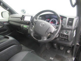 ゆったりとした室内!運転もしやすいです