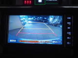 バックガイドモニターで、後方を確認しながら安心して駐車することができます。運転初心者も熟練者も必須の機能ですよ!