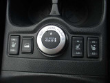 エクストレイル 2.0 20Xi ハイブリッド 4WD 