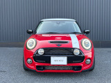 【MINI NEXT保証】■2年間走行距離無制限保証※1■基本100項目の納車前点検実施■365日24時間エマージェンシー・サービス■あらかじめ決めた据置価格を設定し利用できるMINIバリューローン