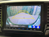 【バックカメラ】駐車時に後方がリアルタイム映像で確認できます。大型商業施設や立体駐車場での駐車時や、夜間のバック時に大活躍!運転スキルに関わらず、今や必須となった装備のひとつです!