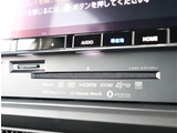 お客様のニーズを想像しながら、『見て』『触って』『体感』が出来るように仕入れ活動を行っております。