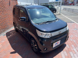 大好評のボディコーティング「弾スプラッシュコート」もご納車までに施工可能。通常のガラスコートと異なる、耐久年数6年の無機質ガラスコーティングが、ボディをキレイな状態に保ってくれます。