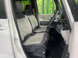 もちろん車内はキレイです♪よりクリーンな状態をキープしたいお客様には『ナノゾーンコート』がおすすめ!新型コロナウイルス対策や、除菌・消臭に効果を発揮し多くの方にご好評いただいております。