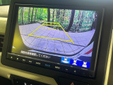 【バックカメラ】駐車時に後方がリアルタイム映像で確認できます。大型商業施設や立体駐車場での駐車時や、夜間のバック時に大活躍!運転スキルに関わらず、今や必須となった装備のひとつです!