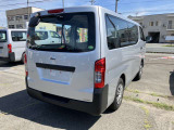 NV350キャラバン 2.5 DX ロング ディーゼル 4WD 
