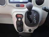 【オートエアコン】温度だけ設定すれば後は車におまかせ♪