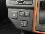 気になる車はすぐにお問い合わせください!画面右側の0066から始まる無料ダイヤルからお問い合わせ下さい!専門スタッフがお車のご質問にお答えいたします!