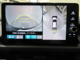 マルチビューカメラを搭載しているので、障害物を発見しやすく、駐車も楽ちんです!