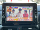 今夜、観たい番組があるのに車に乗っているから見れないよ・・ ご安心ください。TV見れます。しかもフルセグだから画質もきれい!フルセグで見たい番組の視聴ができます