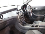 GLAクラス GLA250 4マチック スポーツ 4WD 