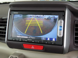 バックカメラ付きで運転が苦手な方も車庫入れが安心です!狭いところでの駐停車もお車を傷つけず安心です!