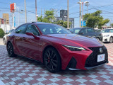大好評のボディコーティング「弾スプラッシュコート」もご納車までに施工可能。通常のガラスコートと異なる、耐久年数6年の無機質ガラスコーティングが、ボディをキレイな状態に保ってくれます。