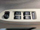 電動格納ミラー、パワーウインドウ