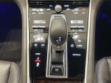 パナメーラ  4S 4WD 本革シート