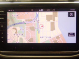 Discover Pro、9.2インチの画面でスマートフォンのように画面をタッチするだけで反応、フルセグ地上波TV対応、iPad,やスマートフォンなどのBlutetoothにも対応
