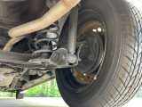 お車を安心してお乗りいただく為には、足回りの定期点検が欠かせません。サービスサポート(有償保証)では無料点検もご提供しており、安心のカーライフをお過ごしいただけるサポート体制が整っています。