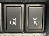 【両側パワースライドドア】スマートキーや運転席のスイッチで後席両側スライドドアの開閉が可能♪電動だから力を入れてドアを開ける必要が無く、小さなお子様でも簡単に開け閉めでき快適です♪