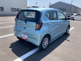 ご納車前には、法定12ヶ月点検相当の点検を実施いたします。プロの整備スタッフが点検をするので、安心して中古車にお乗りいただけます。